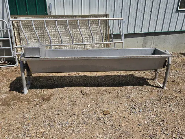 Stainless steel water trough