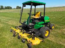 John Deere 3235B Lawnmower