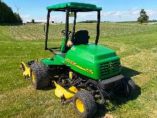 John Deere 3235B Lawnmower - Photo 3