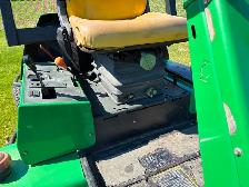 John Deere 3235B Lawnmower - Photo 7
