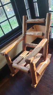 Chaise berçante en bois solide - Photo 3