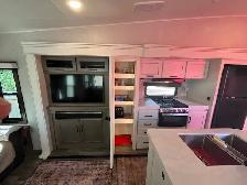 2024 Jayco Eagle 5th Wheel - Photo 4