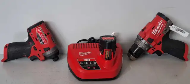 2pc Milwaukee Drill Set (29189754)