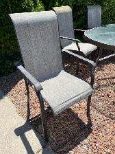 Aluminum outdoor dining table with six matching chairs - Photo 4
