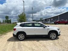 2023 Volkswagen Taos Trendline - Photo 4