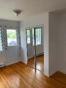 4 1/2 Rosemont – 2 Balcons – Premier Étage – TRIPLEX - Photo 5