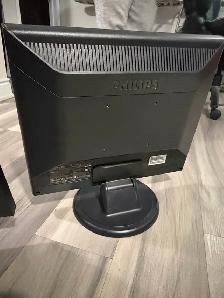 Set of 3 working Monitors - Photo 4