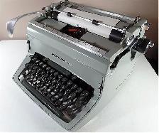 Dominion Typewriter in Toronto! - Photo 9