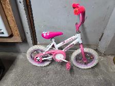 Velo enfant blanc/rose 1 vitesse roues 12po coaster brake