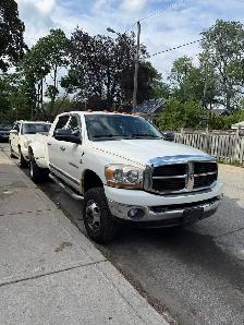 Dodge RAM 3500 Mega Cab 5.9 Cummins Diesel