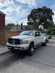 Dodge RAM 3500 Mega Cab 5.9 Cummins Diesel - Photo 2