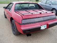 1984 PONTIAC FIERO SE - Photo 3