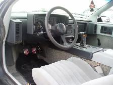 1984 PONTIAC FIERO SE - Photo 5