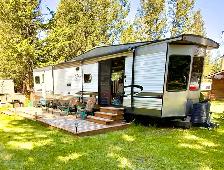 2018 RV 39’ Wildwood by Forest River
