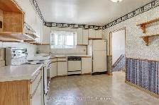 Two Separate room for rent-Main floor-July1-2026. $900 & $700 - Photo 2