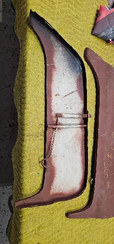 Thunderbird fender skirts - Photo 2