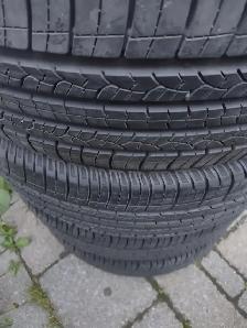 225-65R17x4 pneus été Goodyear Assurance Cs Fuel Max comme neuf