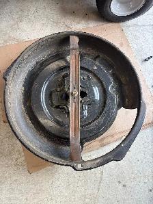 30" Columbia riding lawnmower - Photo 10