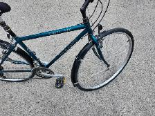 Adult Commuter Bike For Sale - Photo 5