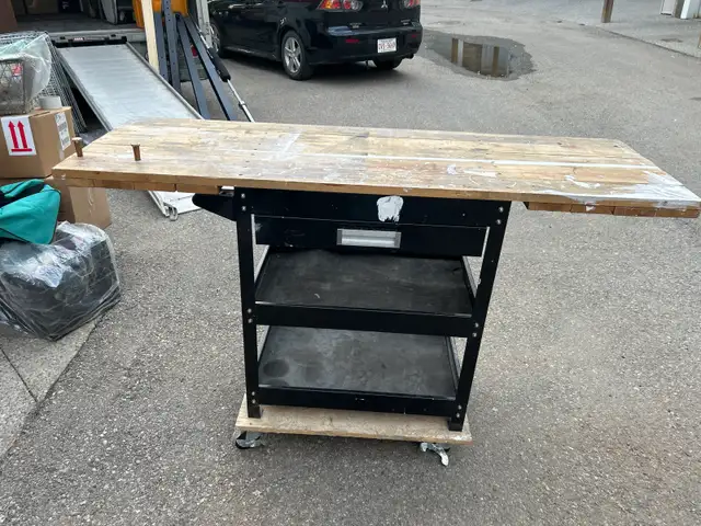 garage table on wheels