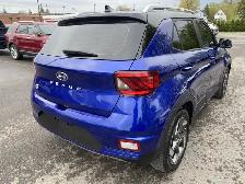 2022 Hyundai Venue Urban - Photo 3