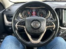 2016 Jeep Cherokee FWD 4dr Limited - Photo 10