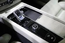 2022 Volvo XC60 B6 AWD Inscription | DEALER SERVICED | CLEAN CAR - Photo 18