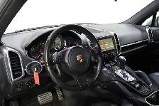 2011 Porsche Cayenne S | CLEAN CARFAX | ONTARIO LOCAL CAR - Photo 13