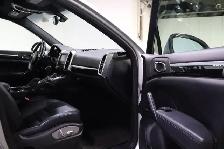 2011 Porsche Cayenne S | CLEAN CARFAX | ONTARIO LOCAL CAR - Photo 18