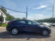 2018 MAZDA MAZDA3 GS - Photo 9