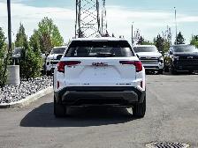 2026 GMC Terrain AWD Elevation Premium AWD 1.5T | 19" Wheels - Photo 12