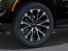 2026 Chevrolet Suburban High Country - Photo 9