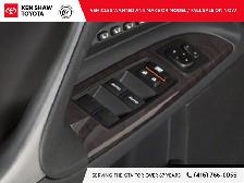 2010 Lexus IS 350C - Photo 13