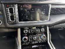 2024 GMC Yukon Denali - Photo 16