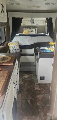 StarCraft Launch house trailer for sale 19ft - Photo 5