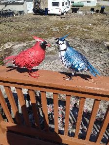 Two metal birds perfect for indoor or outdoor Blue Jay Cardinal - Photo 6