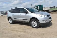 2010 Chevrolet Traverse LS - Photo 4