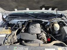 2005 GMC 3500 5.0L - Photo 5