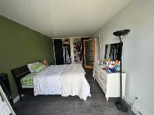 Condo  à Louer - Photo 2