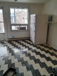 31/2 Apartment A lour....For rent, Close to Metro St Michel - Photo 13