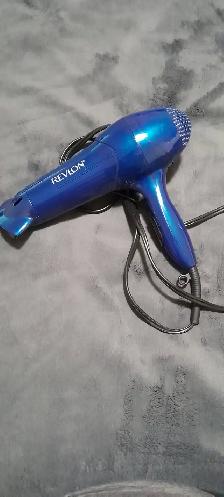 REVLON Hair Dryer - Photo 2
