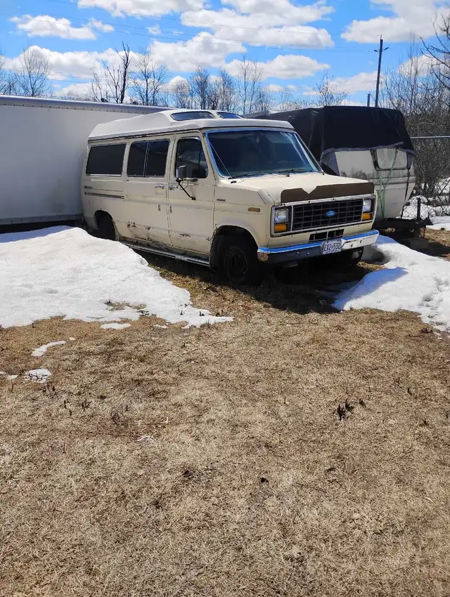 1979 ECONOLINE CLUB WAGON