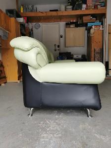 Leather sofa for sale - Photo 3