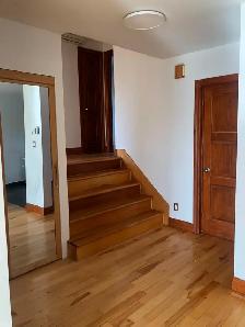 Beau 5½ lumineux, disponible le 1er août ! - Photo 3