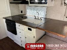 2016 FOREST RIVER ROCKWOOD MINI LITE 2502S Travel Trailer - Photo 10