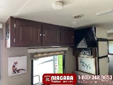 2016 FOREST RIVER ROCKWOOD MINI LITE 2502S Travel Trailer - Photo 16