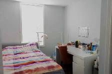 $700 Utilities Included - September Start - Students Only - Photo 5