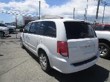 GMC Savana Cutaway 3500 Van 139' 3500 1WT 2017 - Photo 7
