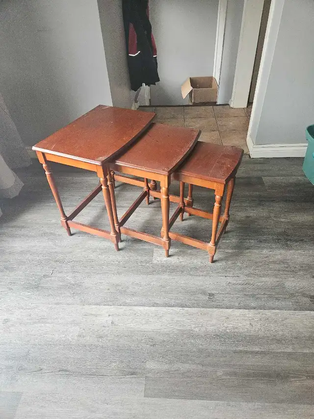 nesting end table