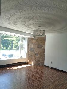 Two Bedroom Apartment-Modern-Dishwasher-Porch-East End - Photo 9